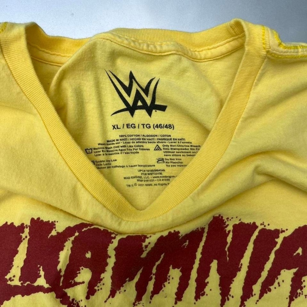 Hulkamania WWE Hulk Hogan Wrestling Tshirt - Picture 3 of 5